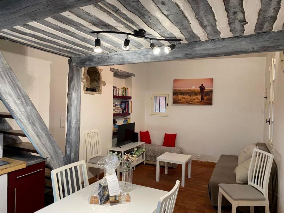 Studio Cosy Dans Le Centre-Ville Historique LʼIsle-sur-la-Sorgue Exteriér fotografie
